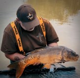 Vass Waders Carp Rising Tee Shirt Brushed Cotton Cap Fishing Gear Clothing