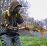 Team Vass 220 Bib and Brace and Strapped Hoodie Carp Fishing 2